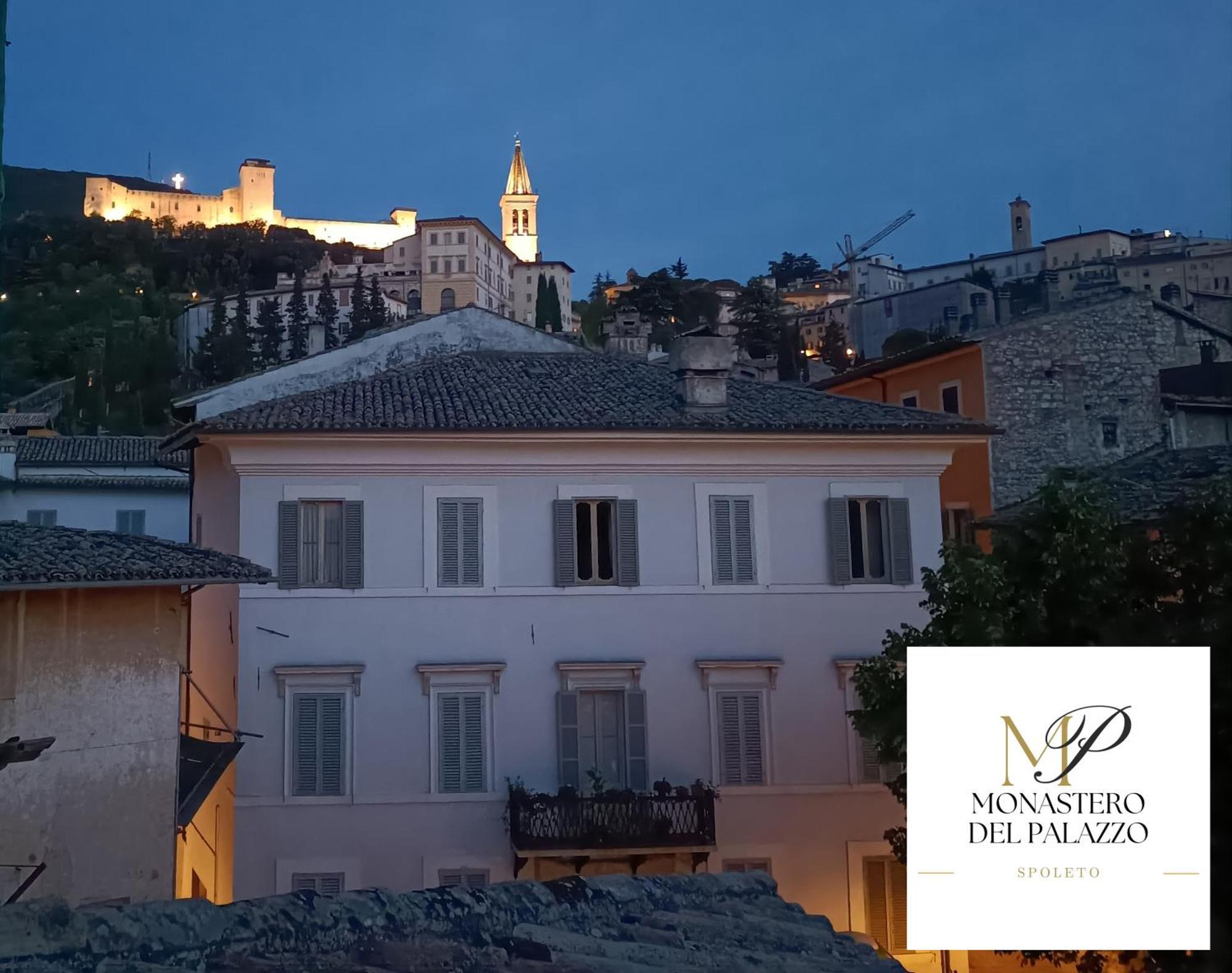 ספולטו Monastero Del Palazzo Casa Vacanze מראה חיצוני תמונה